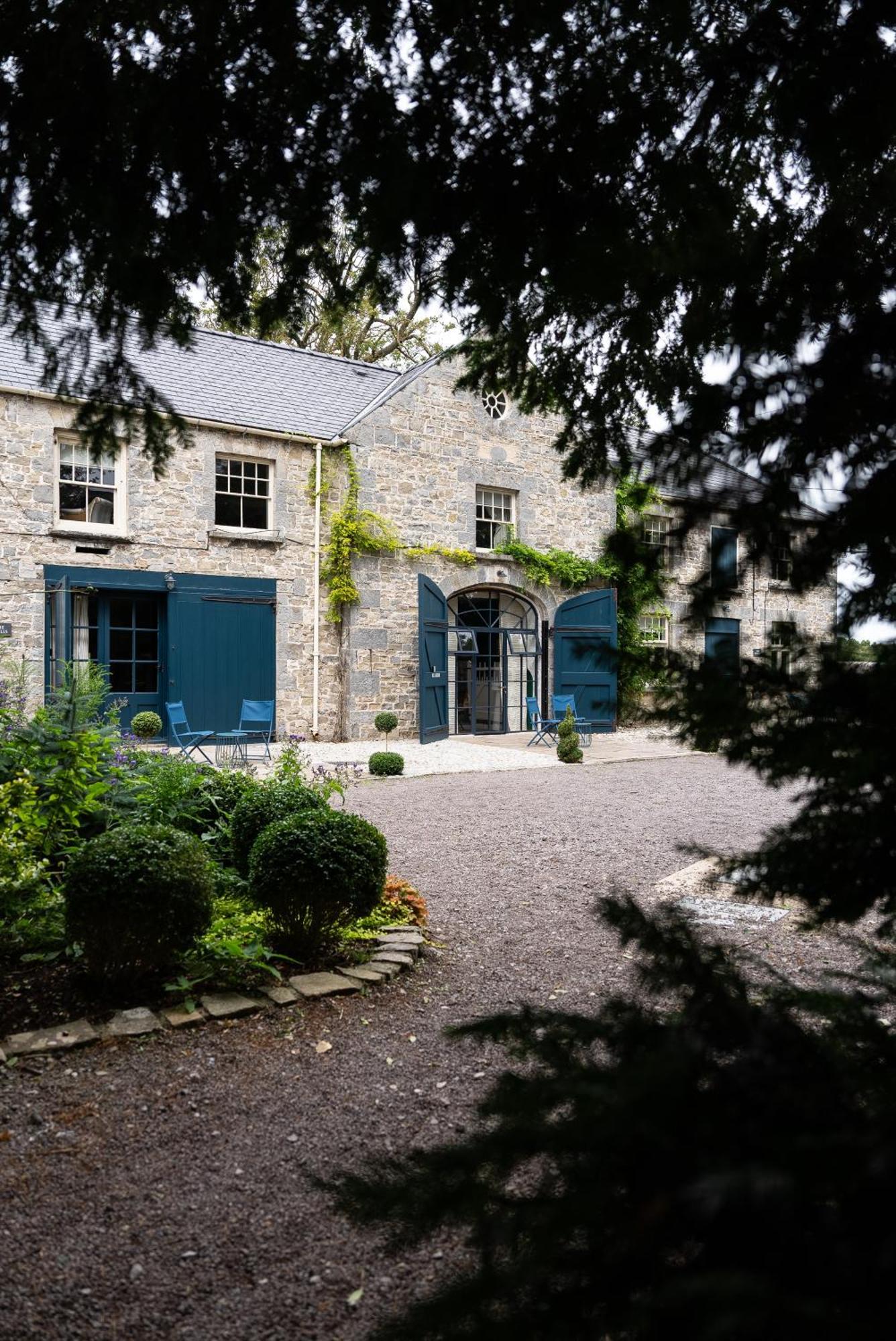 Gileston Manor-Self Catering Apartment Saint Athans Екстериор снимка