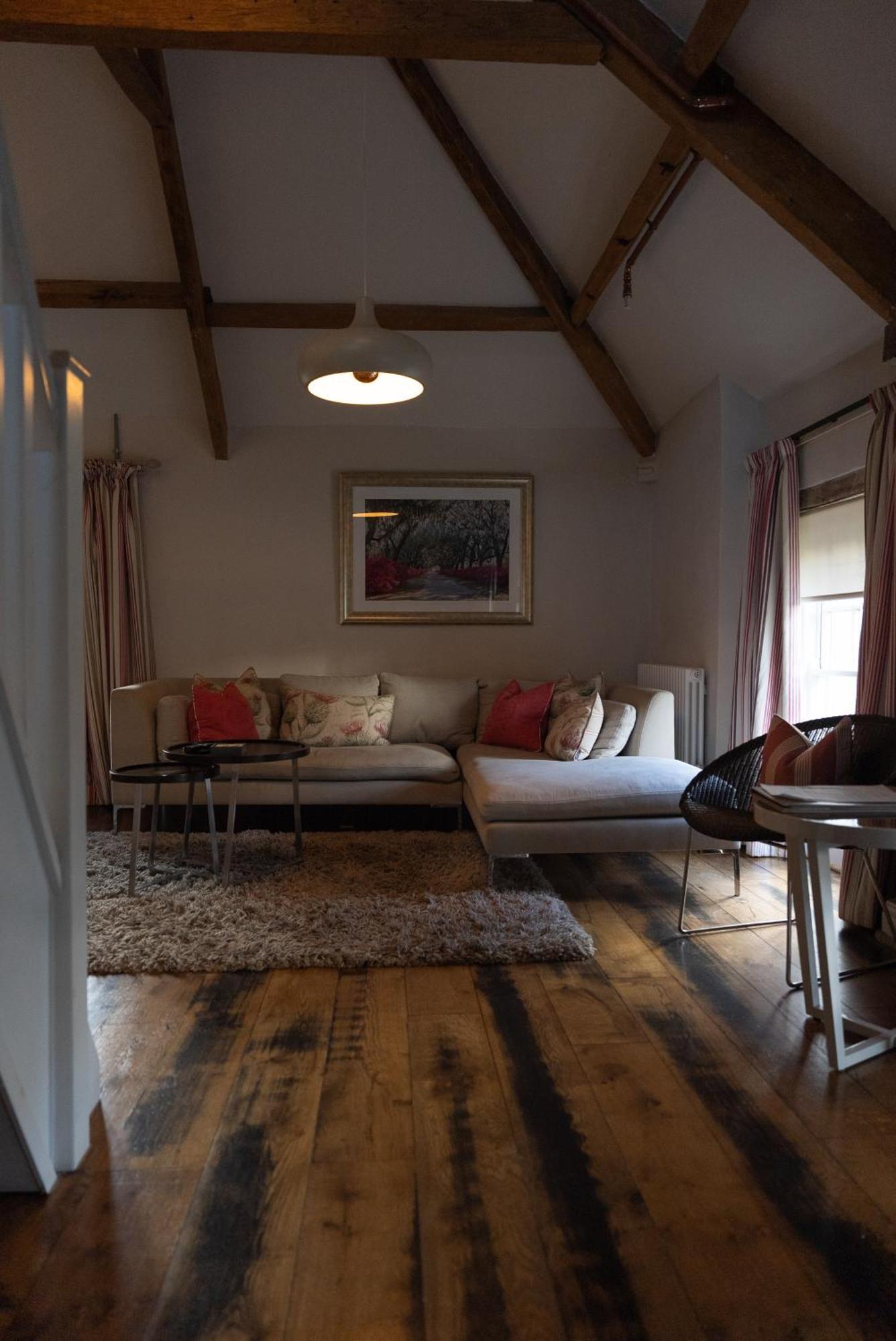 Gileston Manor-Self Catering Apartment Saint Athans Екстериор снимка