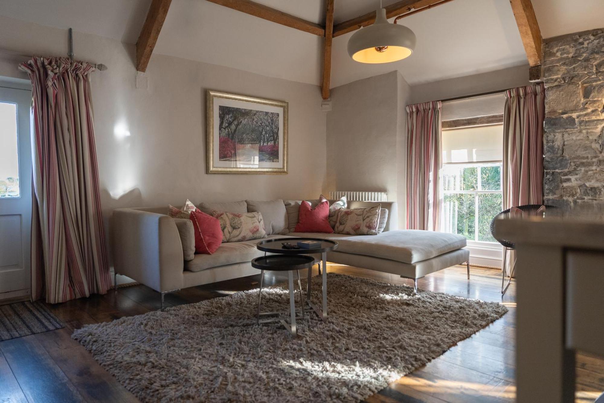 Gileston Manor-Self Catering Apartment Saint Athans Екстериор снимка